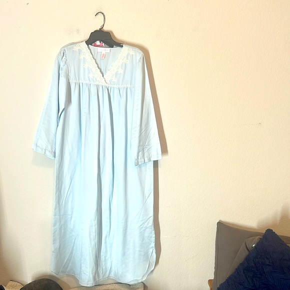 Oscar de la Renta Other - Vintage Oscar DelaRenta gown